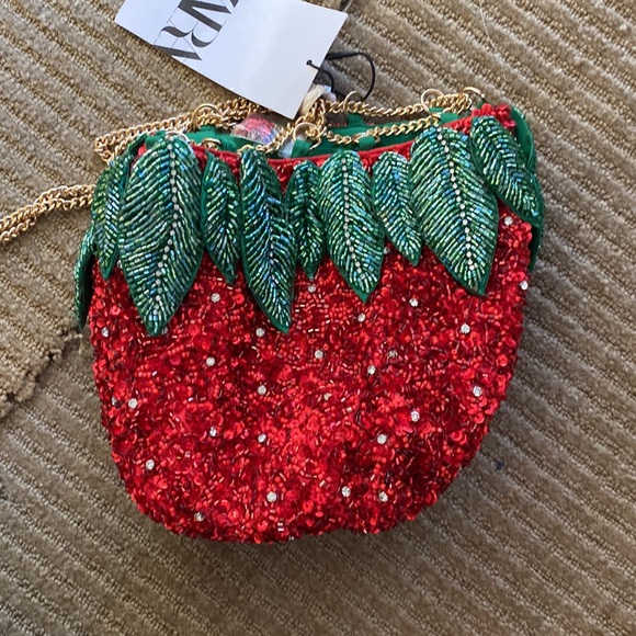 NWT Zara Strawberry Sequin Bag - Picture 13 of 17